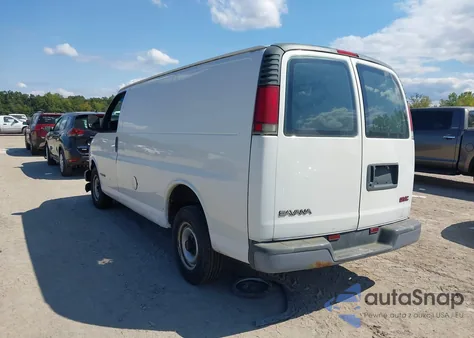 2002 GMC Savana Standard from USA, damaged, VIN 1GTFG25MX21153088